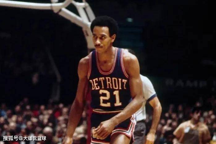 鲜明对比 鲜明对比