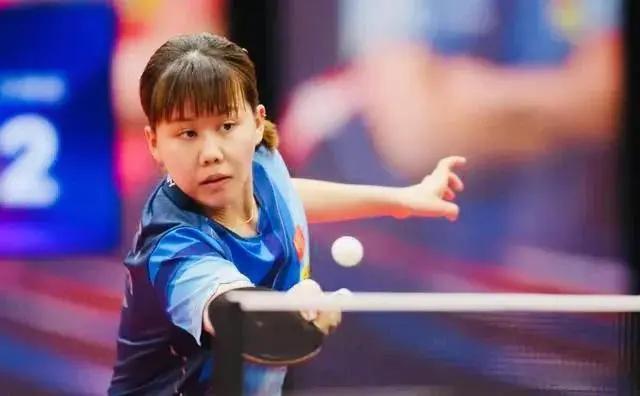 她总能在比 她总能在比