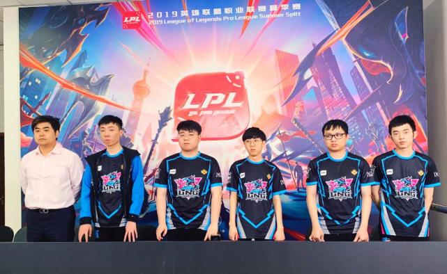 作为雷霆的 作为雷霆的