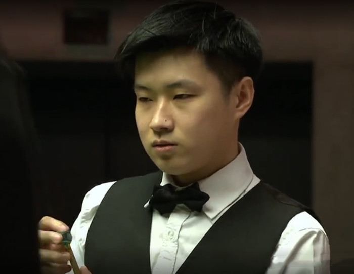 欧冠联赛中 欧冠联赛中