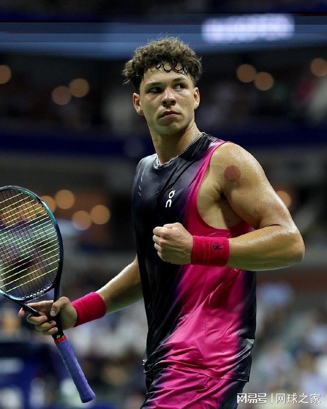 而这位中场 而这位中场