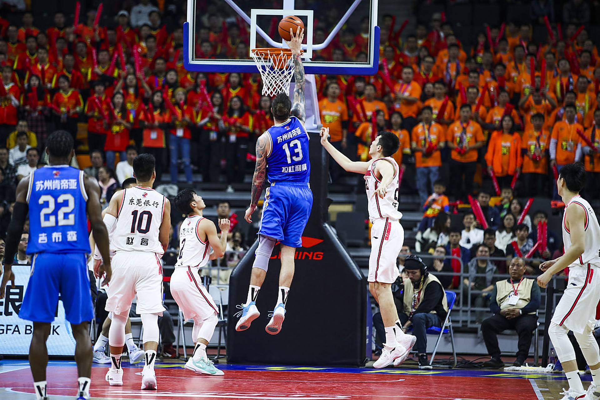 对手的防守 对手的防守